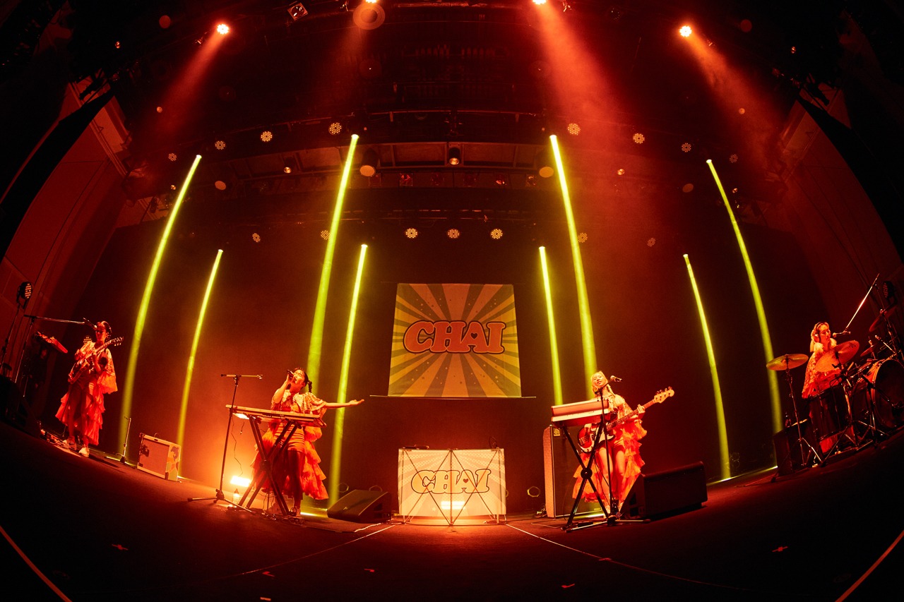 「CHAI JAPAN TOUR 2023『ジャジャーンTOUR』」東京・恵比寿ザ・ガーデンホール公演の様子。（Photo by Yoshio Nakaiso）
