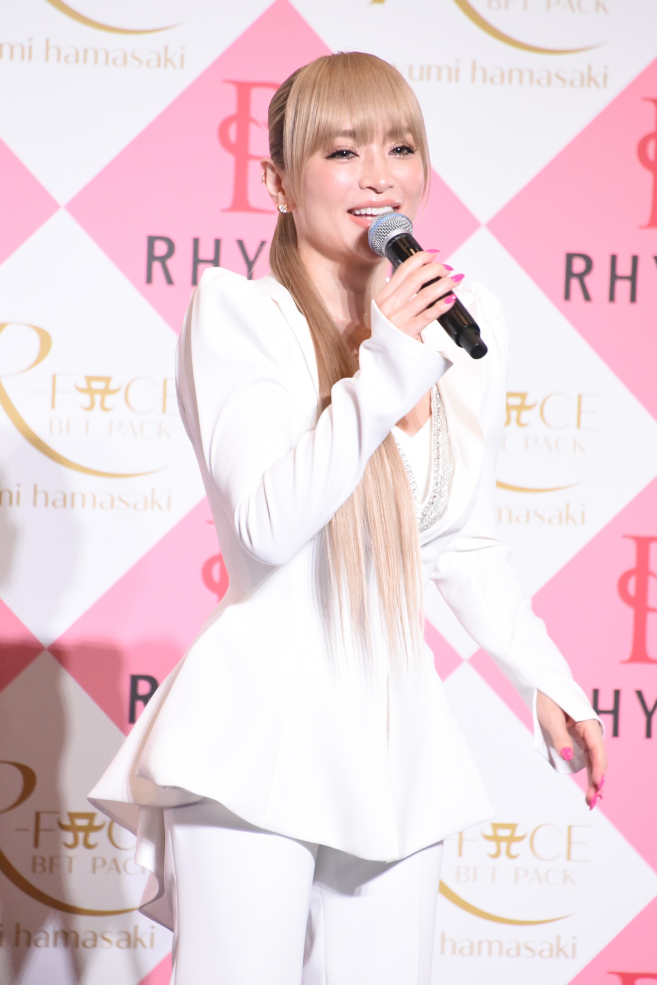 浜崎あゆみ