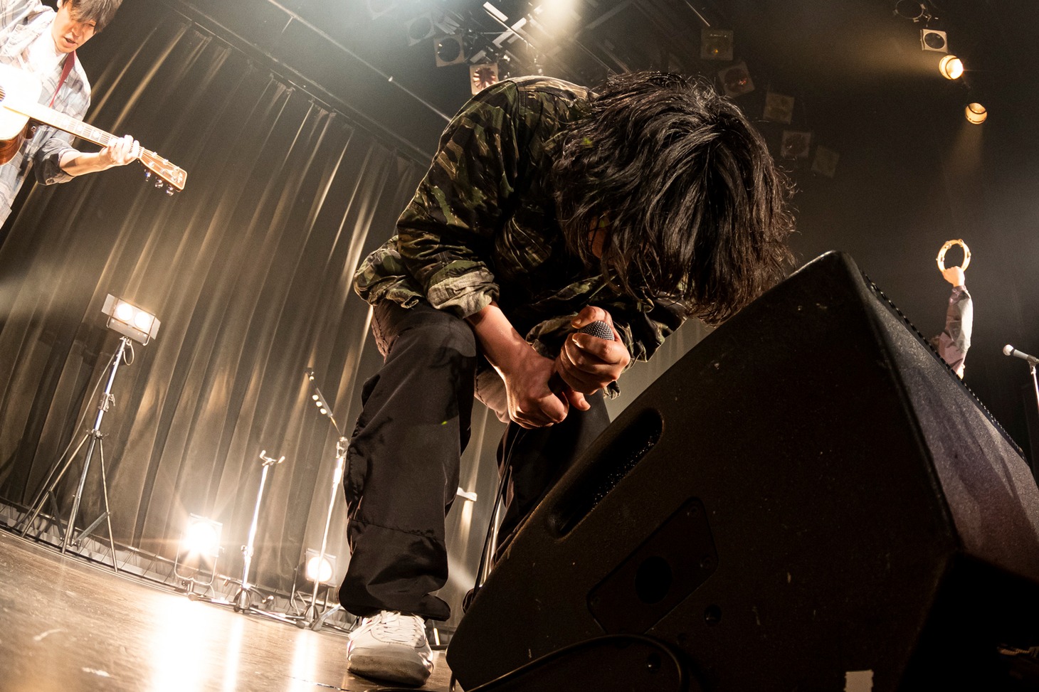 峯田和伸（Vo, G / 銀杏BOYZ）（Photo by MAYUMI）