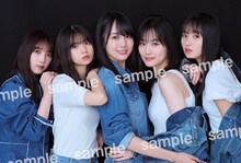 「乃木坂46公式書籍 10年の歩き方」楽天ブックス限定特典ポストカード