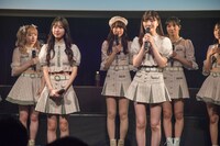 新メンバーの渡邉希奏と永田真由美。