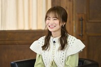 秋元真夏 (c)TBS