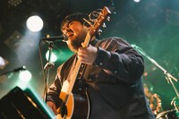 澤部渡（Vo, G）（撮影：タマイシンゴ）