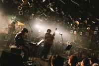 スカート（撮影：タマイシンゴ）