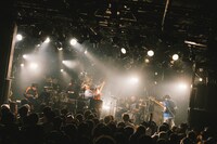 スカート（撮影：タマイシンゴ）