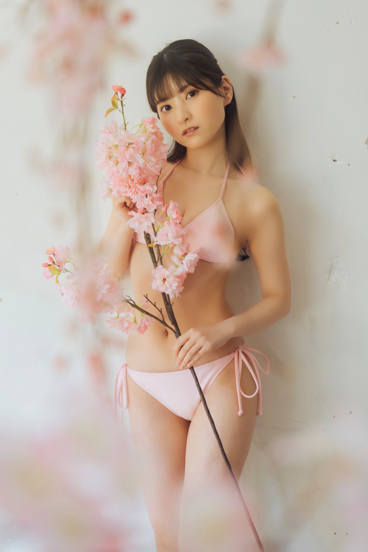 小鳥遊るい (c)「B.L.T.2023年5月号」（東京ニュース通信社刊）（写真：横山マサト）