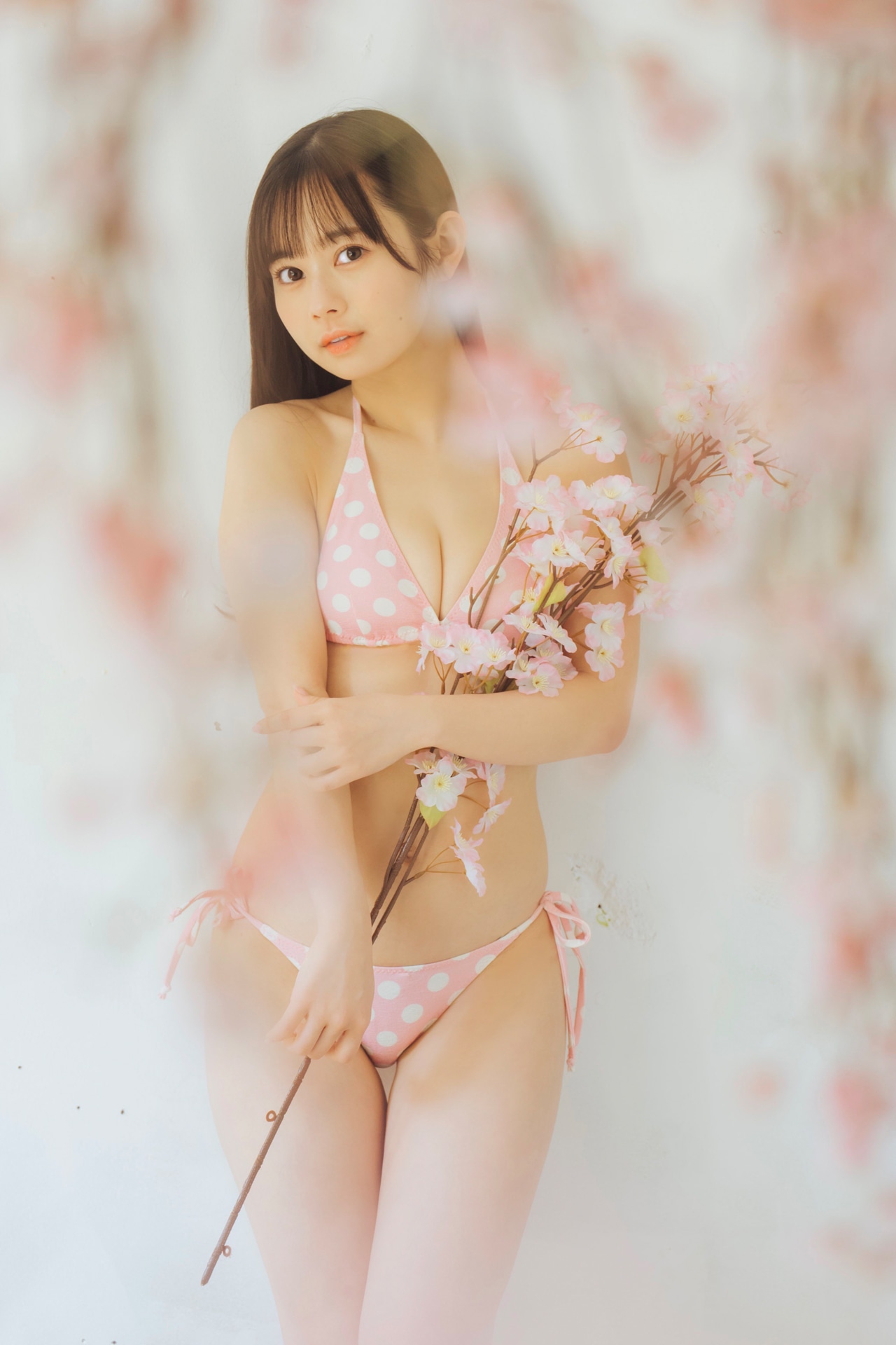 近藤沙瑛子 (c)「B.L.T.2023年5月号」（東京ニュース通信社刊）（写真：横山マサト）
