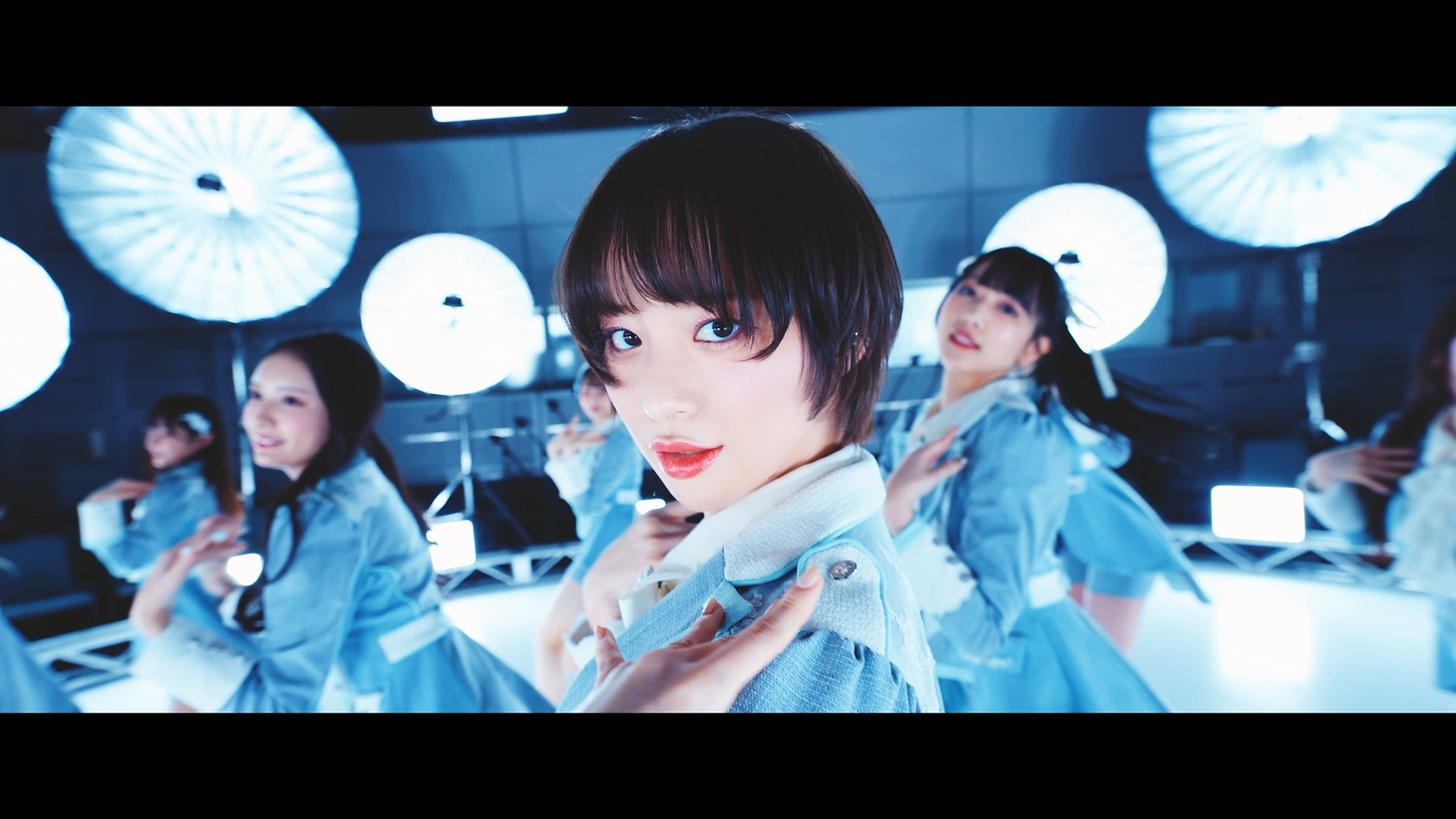 ≠ME「天使は何処へ」ミュージックビデオより。(c)YOANI/KING RECORDS