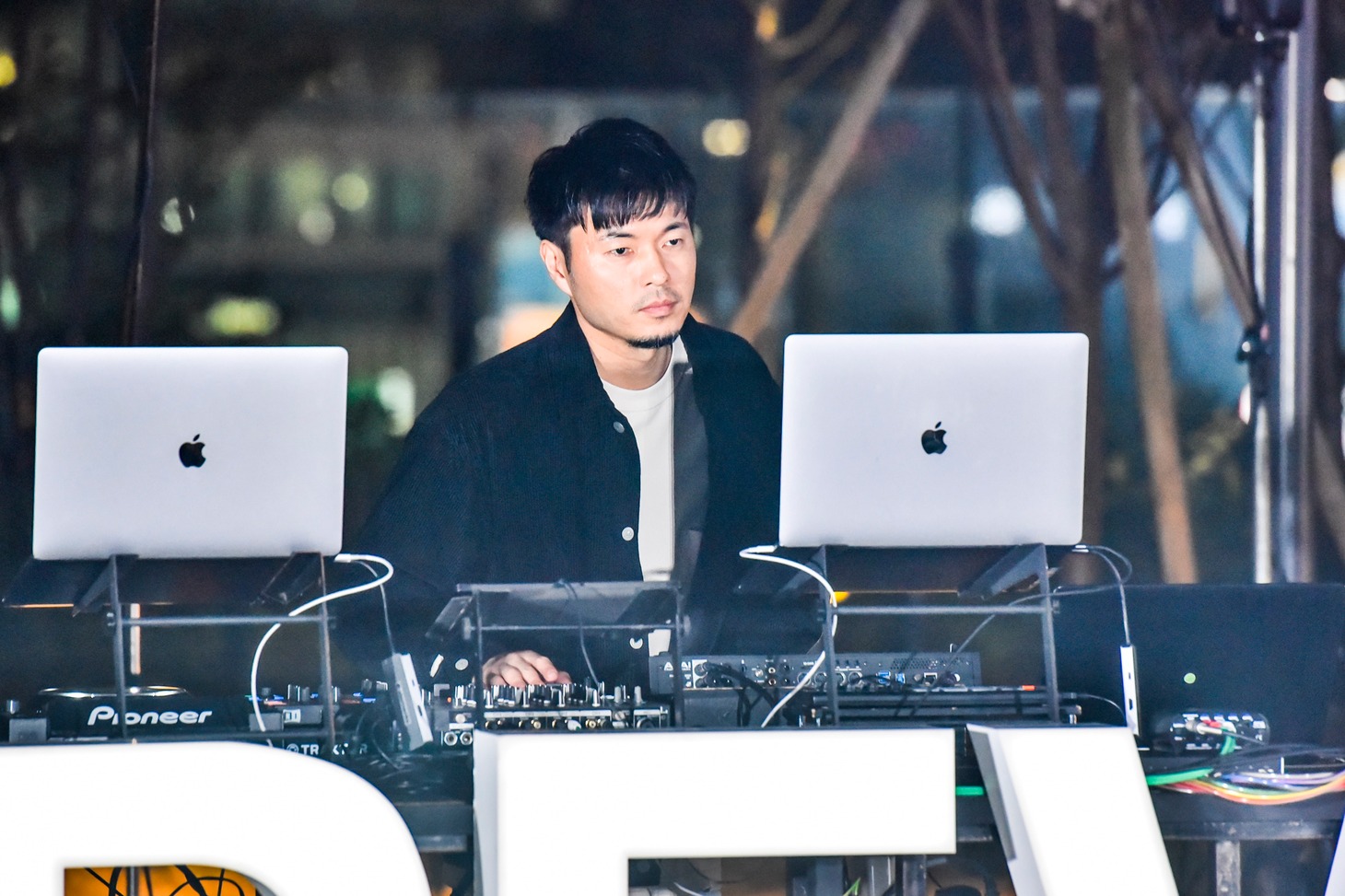熊井吾郎（MPC、DJ）（撮影：高田梓）