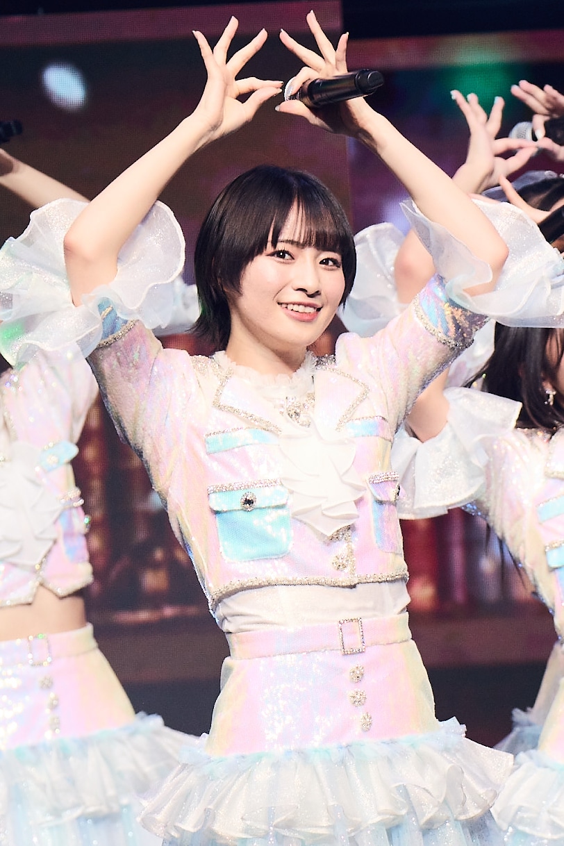 冨田菜々風  (c)YOANI/KING RECORDS