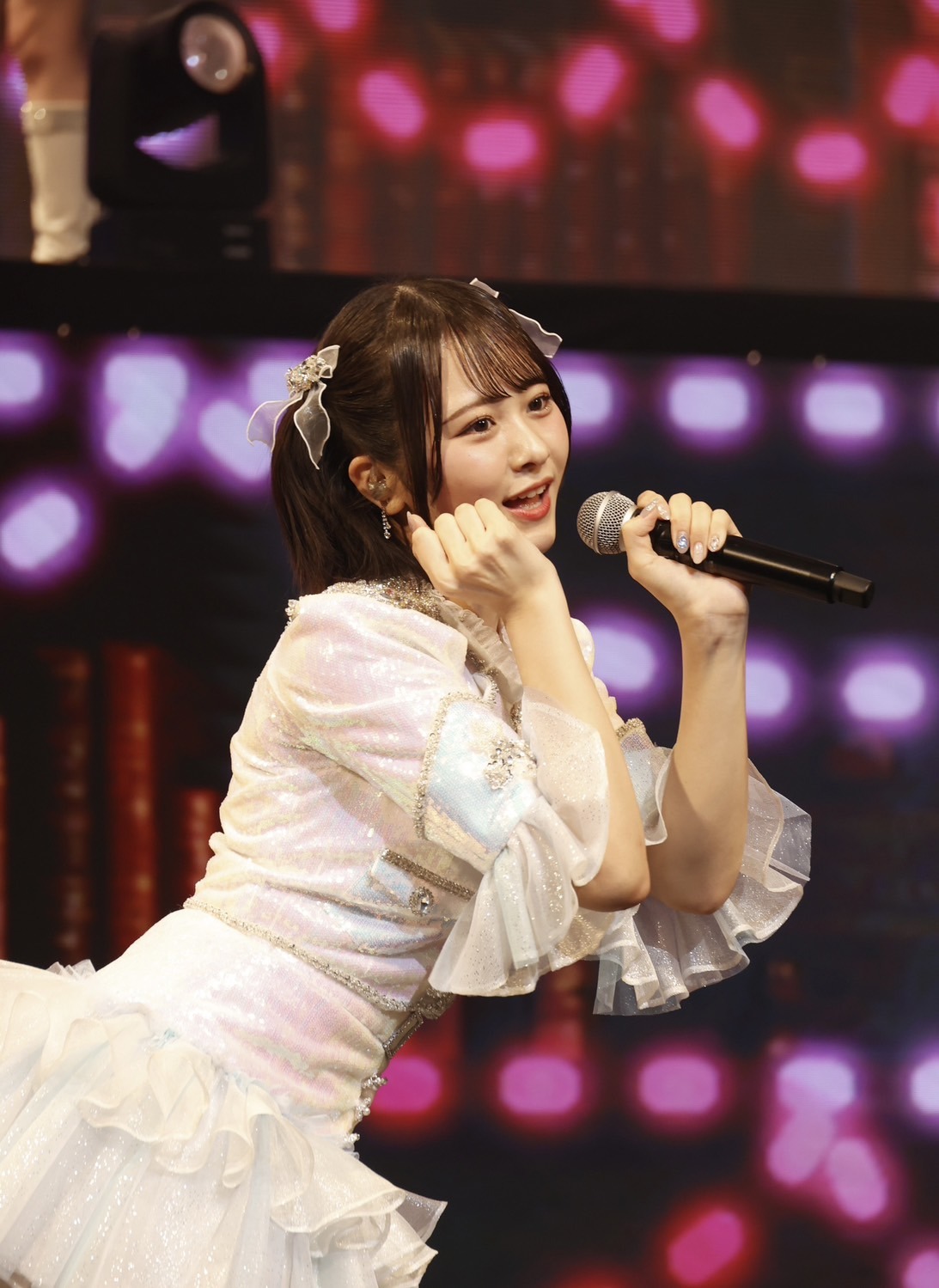 尾木波菜  (c)YOANI/KING RECORDS