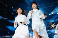 日向坂46「4周年記念MEMORIAL LIVE ～4回目のひな誕祭～」の様子。（撮影：上山陽介）