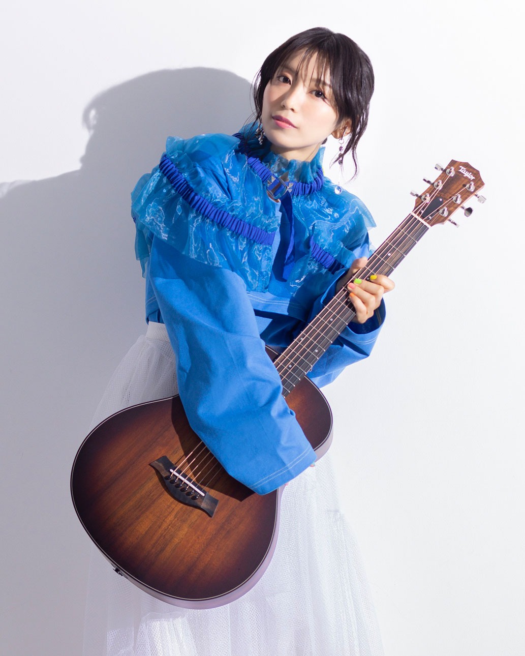 miwaの新しいアーティスト写真。