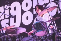 ほな・いこか（Dr / ゲスの極み乙女）（撮影：鳥居洋介）