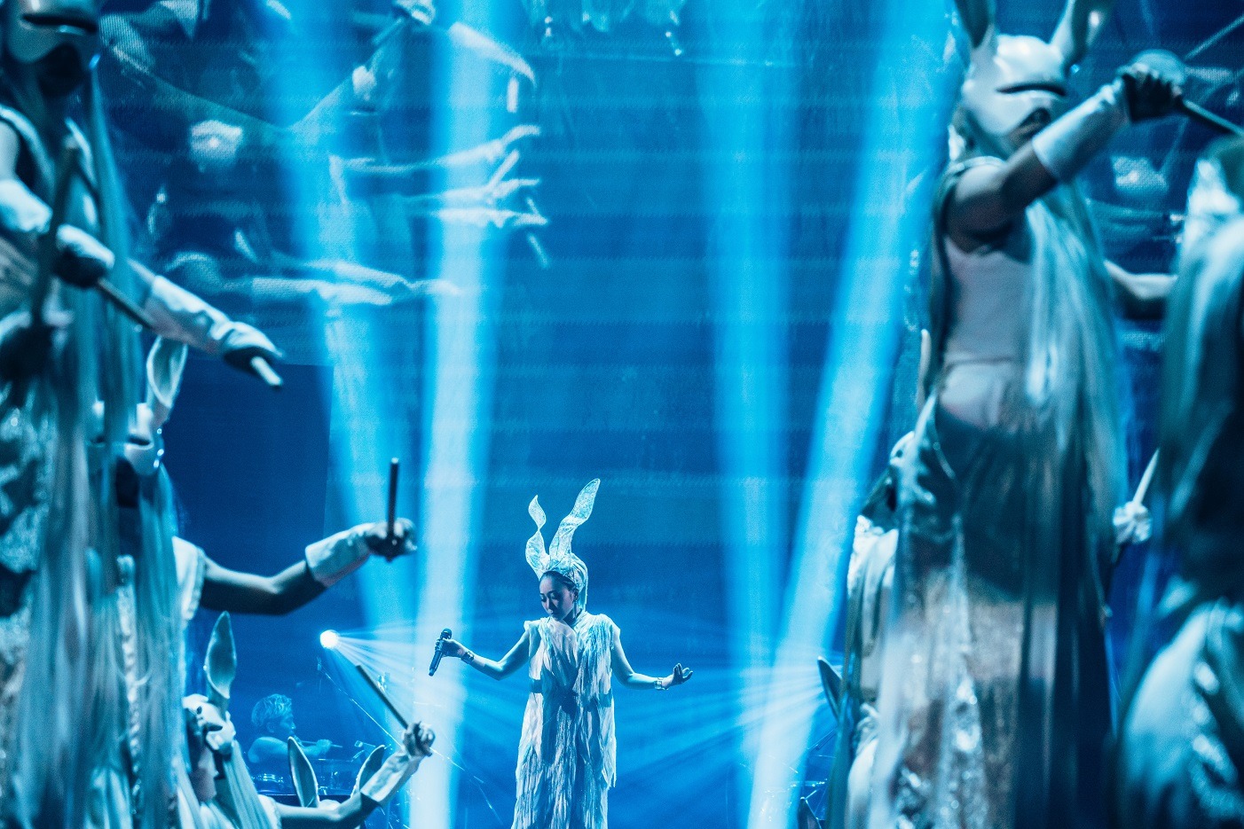 MISIA「Yakult presents 25th Anniversary MISIA THE GREAT HOPE」有明アリーナ公演の様子。