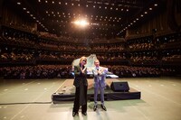 アウトソーシンググループ合同入社式の様子。