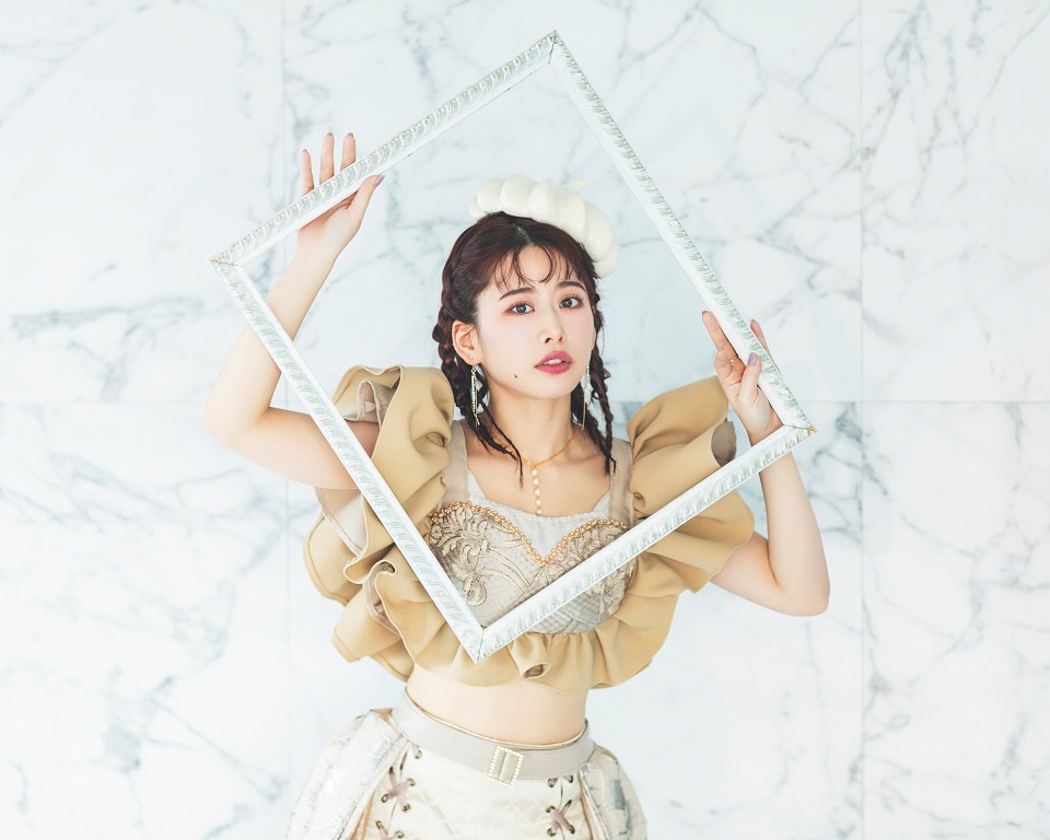 奥津マリリ