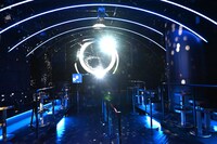 足立喜一朗のアート作品「Hollow Moon / Washer」