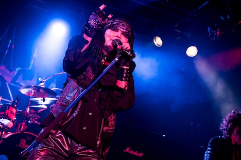 梅原“PAUL”達也（Vo）