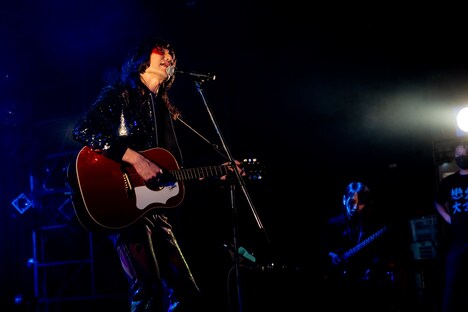 ドレスコーズ（撮影：石橋俊治）