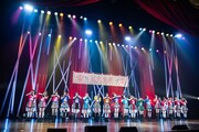 虹のコンキスタドール「全国美味いもの征服ツアー2023～おかわり編～」ファイナル公演の様子。
