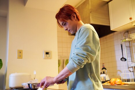 ドラマ「クールドジ男子」より、川西拓実（JO1）扮する四季蒼真。(c)那多ここね／SQUARE ENIX・ドラマ「クールドジ男子」製作委員会