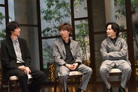 左から古川毅（SUPER★DRAGON）、リョウガ（超特急）、吉田仁人（M!LK）。