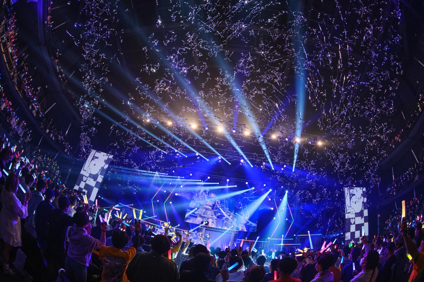 #ババババンビのライブの様子。（写真提供：キングレコード）