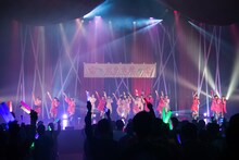虹のコンキスタドール虹のコンキスタドール「全国美味いもの征服ツアー2023～おかわり編～」最終公演の様子。