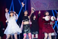 虹のコンキスタドール「全国美味いもの征服ツアー2023～おかわり編～」最終公演の様子。