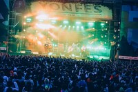 「YON FES 2023」2日目公演の様子。