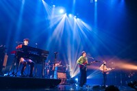 「音楽とビールの力で日本を元気に！サントリー生ビール新発売記念ライブ」よりフジファブリック。（撮影：ハヤシマコ）