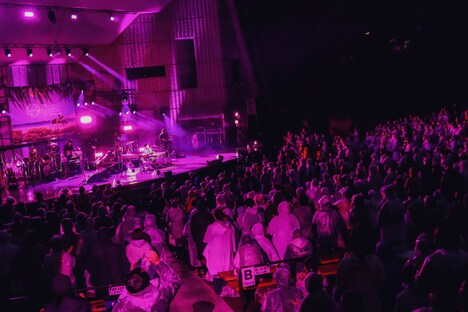 「SAKAI YU "LOVERS" CONCERT 2023 in YAON」の様子。（撮影：岩佐篤樹）