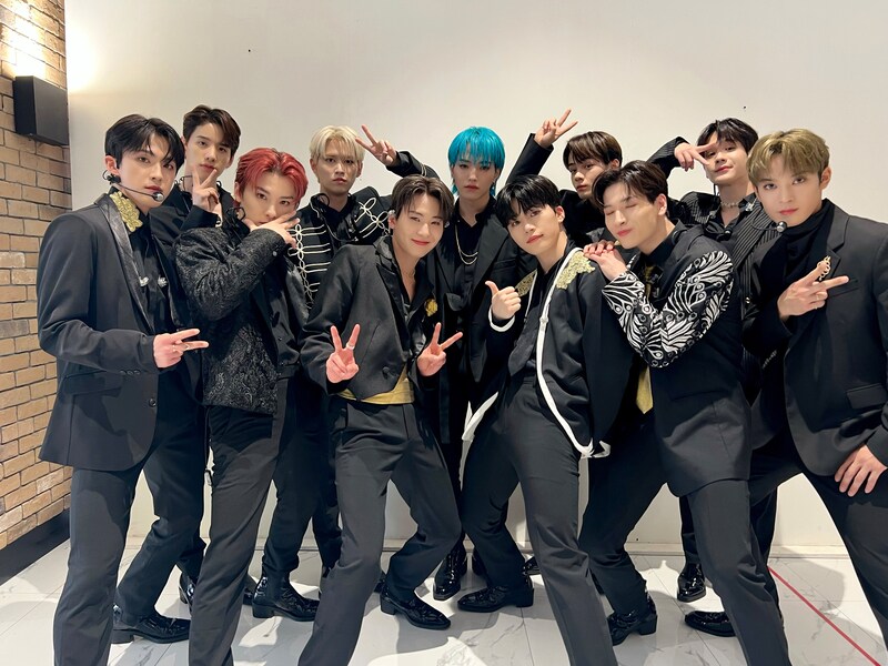 JO1 (c)LAPONE Entertainment