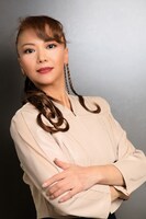 小比類巻かほる