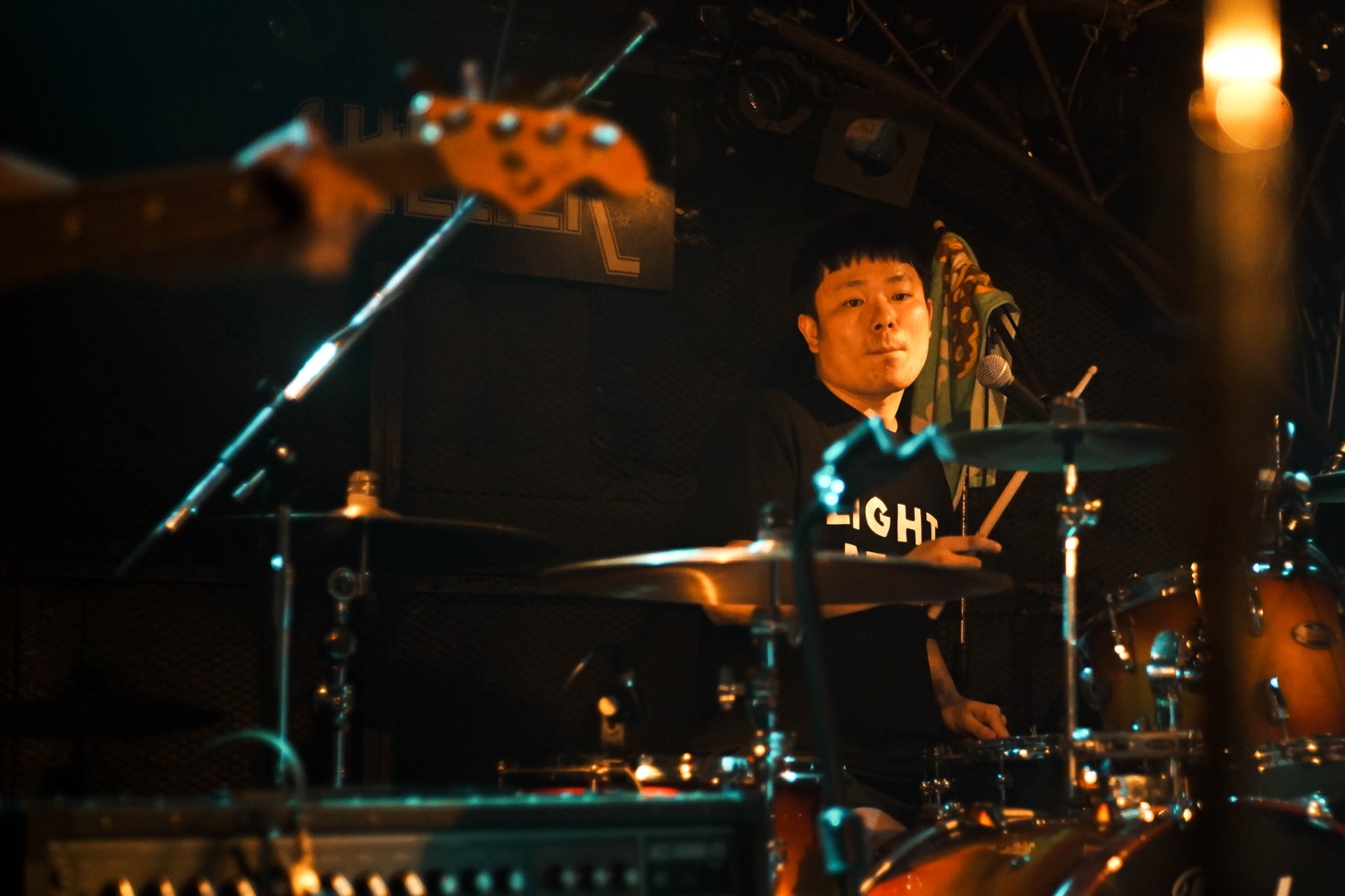 風見祐基（Dr / レイラ）（Photo by Mizuki Fukui）