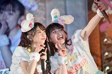 左から辻野かなみ、菅田愛貴。