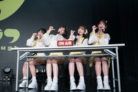 「ラフ×ラフの100億点レディオ」の様子。