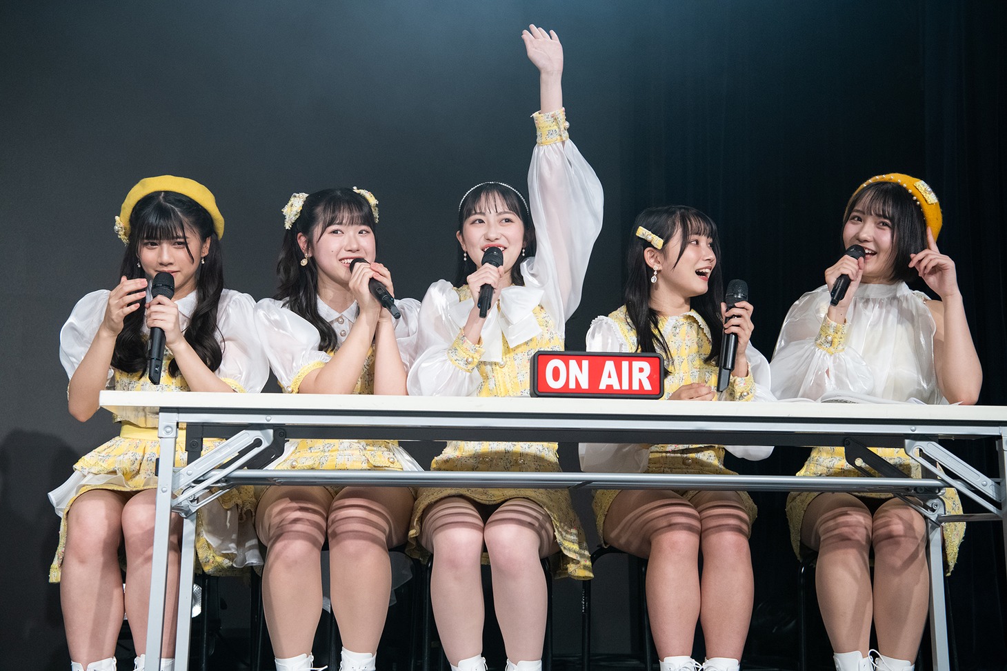 「ラフ×ラフの100億点レディオ」の様子。