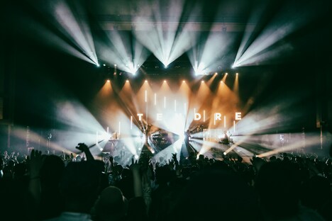 「WHAT IS TENDRE? - 5th Anniversary concert Part.1 -」の様子。（Photo by Ray Otabe）