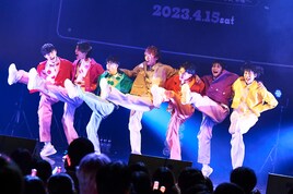 スパフル×世が世、2度目のツーマンで見せた成長！ワンマンツアーも「めっちゃがんばるからね！」