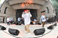 スチャダラパー「祝・日比谷野音100周年 スチャダラ2090」の様子。（撮影：三浦憲治）