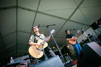 フルカワユタカ、荒井岳史。（Photo by Daisuke Yoshida）