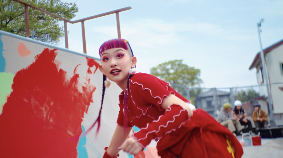 ピザハット「ハットメルツ 自由でいいじゃん。」編より。