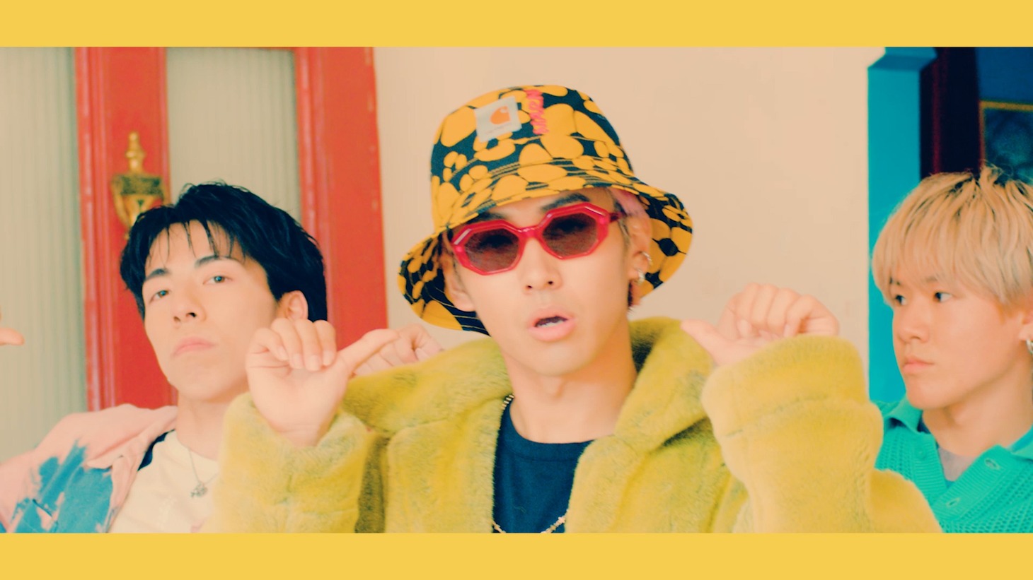 Ayumu Imazu「HONEYCOMB」MVより。
