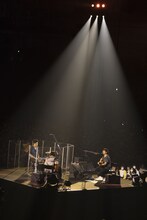 「back number "in your humor tour 2023"」東京・東京ドーム公演よりサブステージでの様子。