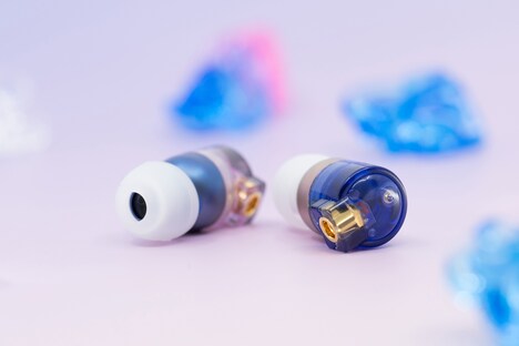 いぎなり東北産×e☆イヤホンのコラボイヤフォン。「魂-ライブ-」モデル。