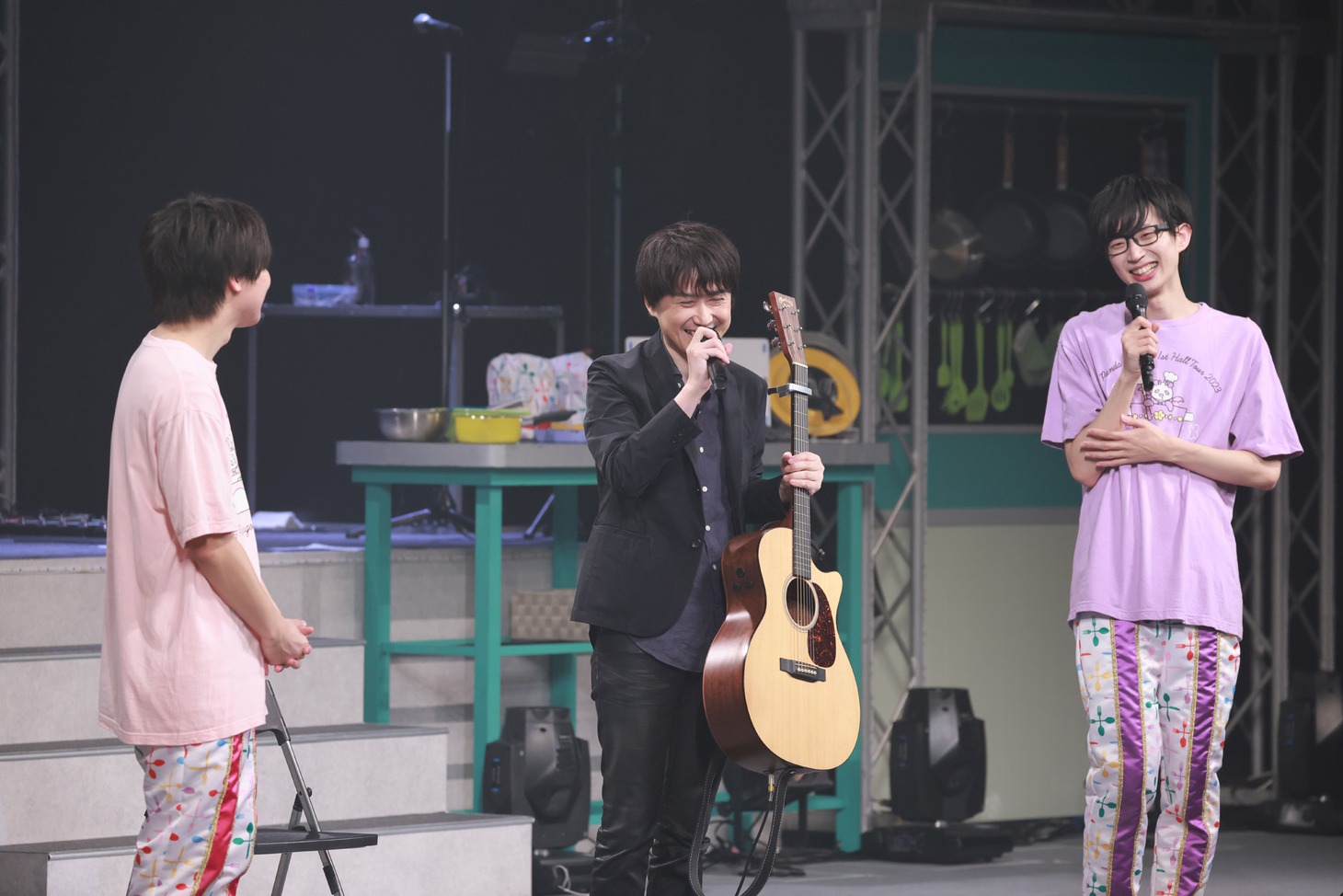左からなぎ、阿久津健太郎、なるき。（写真提供：株式会社DD）