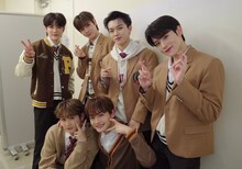 DXTEEN (c)LAPONE Entertainment