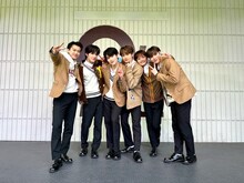 DXTEEN (c)LAPONE Entertainment